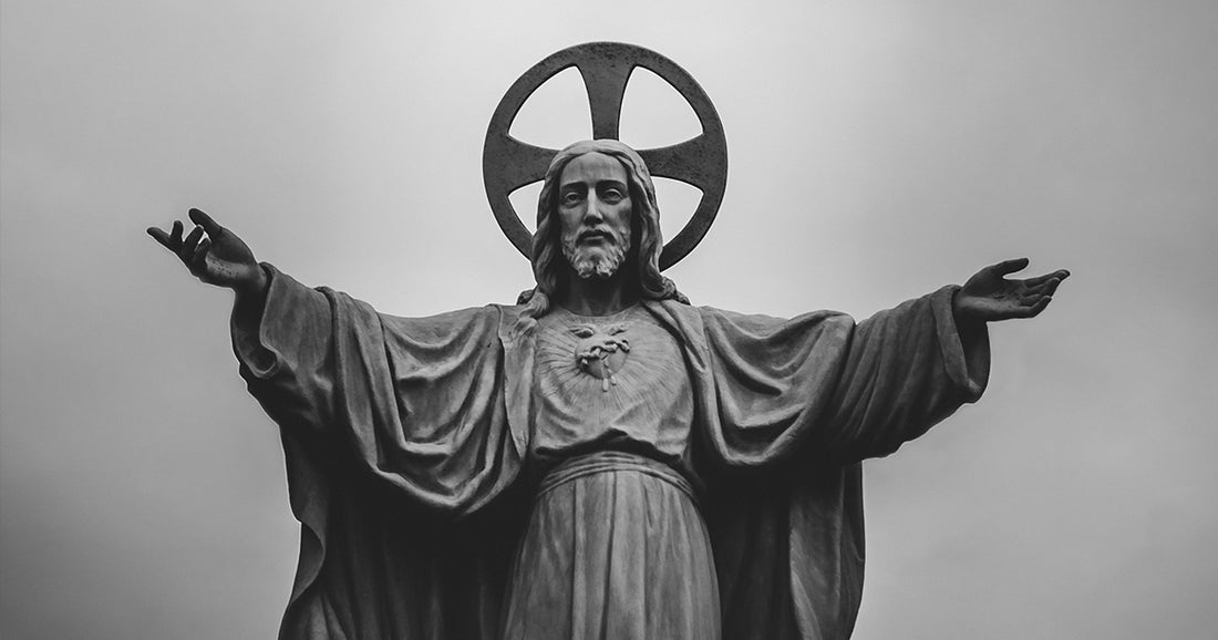Sacred Heart of Jesus statue
