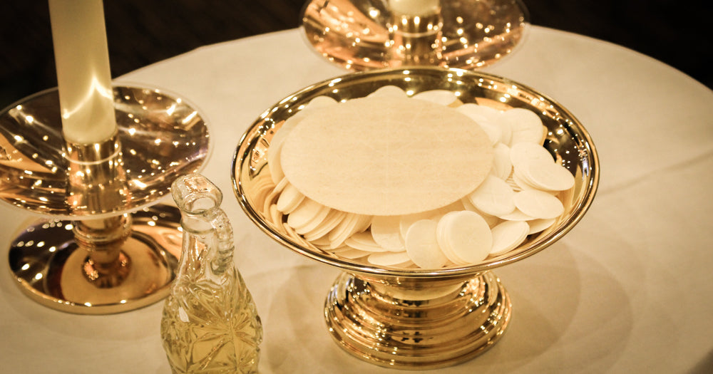 7 in 10 Catholics Don’t Believe in the Real Presence. How Do We Feel about That?