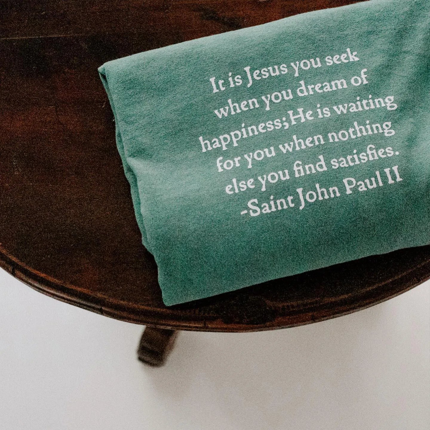 "It is Jesus"/ St. John Paul II Long Sleeve T-Shirt