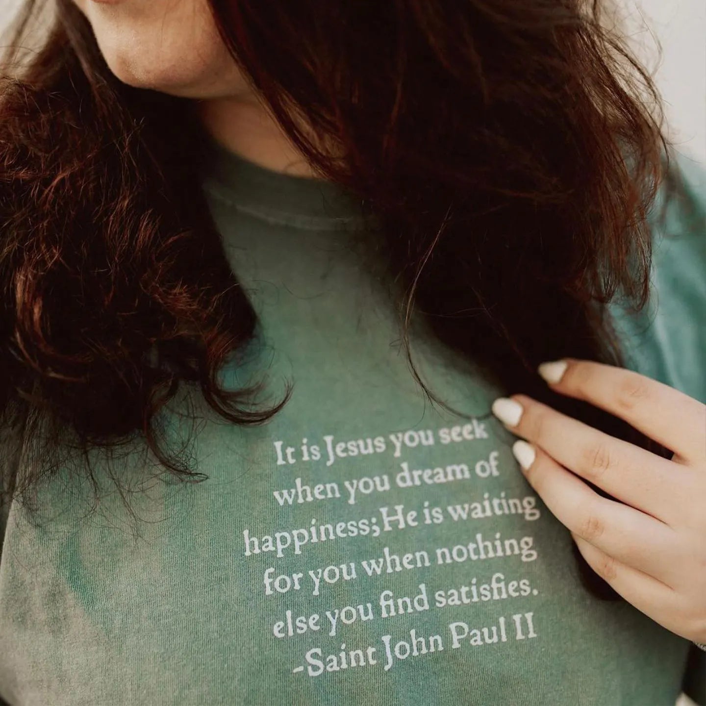 "It is Jesus"/ St. John Paul II Long Sleeve T-Shirt