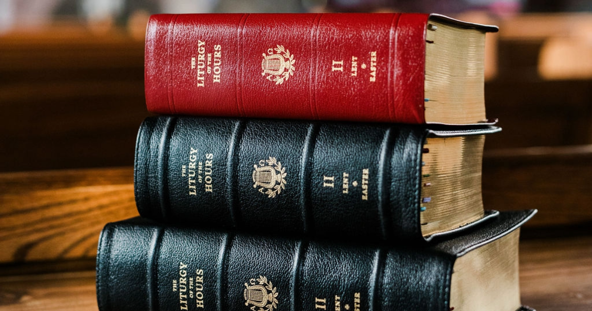 A Guide to Ascension's New Liturgy of the Hours Editions