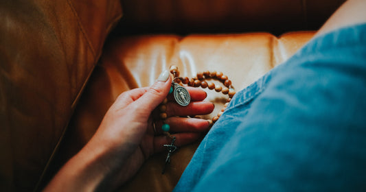 Tips for Focusing While Praying the Rosary