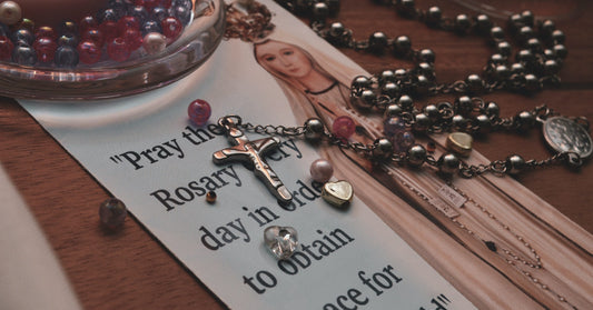 How to Pray the Rosary (Everything You Need to Know)