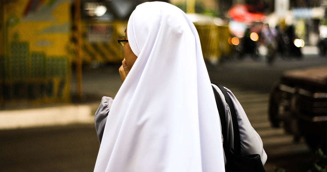 nun wearing a habit