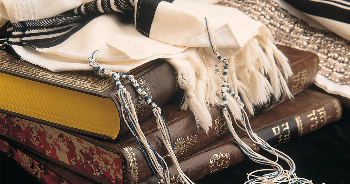 Feel Like An Outcast? Touch Jesus’ Garment