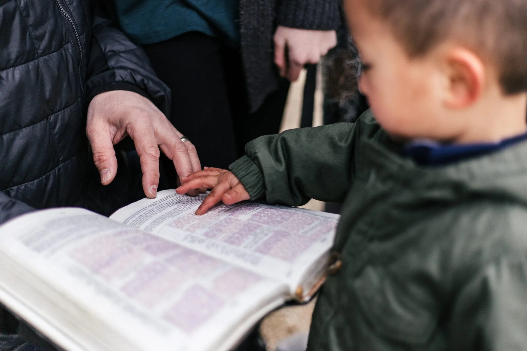 The Rich Beauty of Liturgical Living (with Genie Shaw)