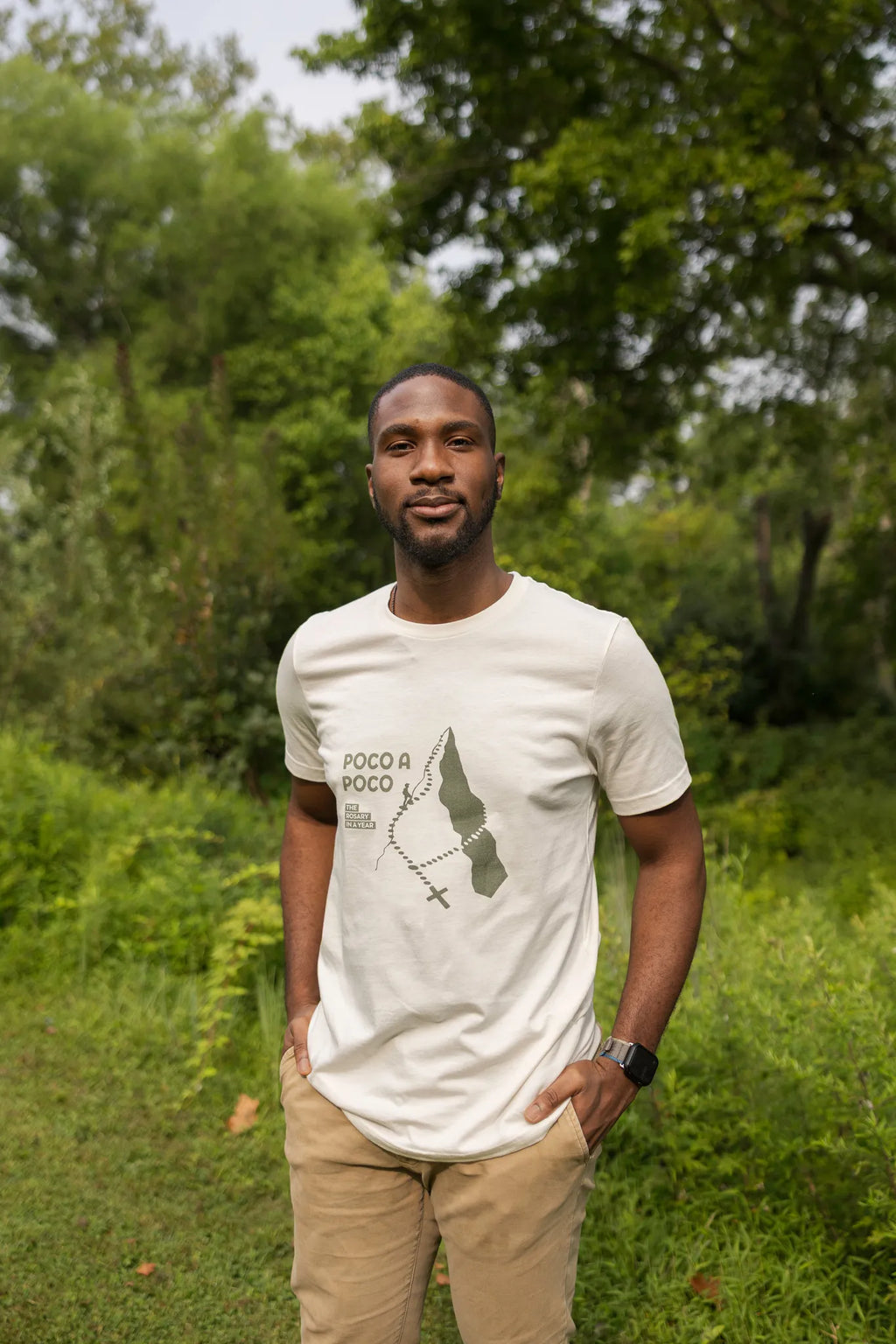 Camiseta unisex del Rosario en un año Poco a Poco