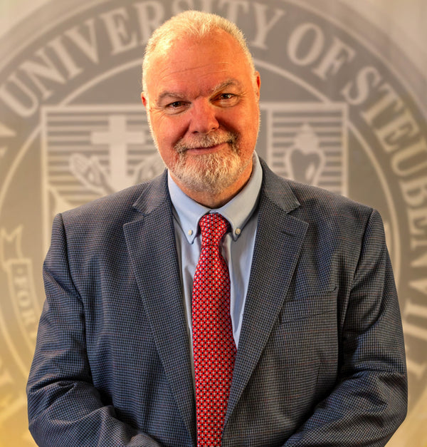 
Dr. Petroc Willey