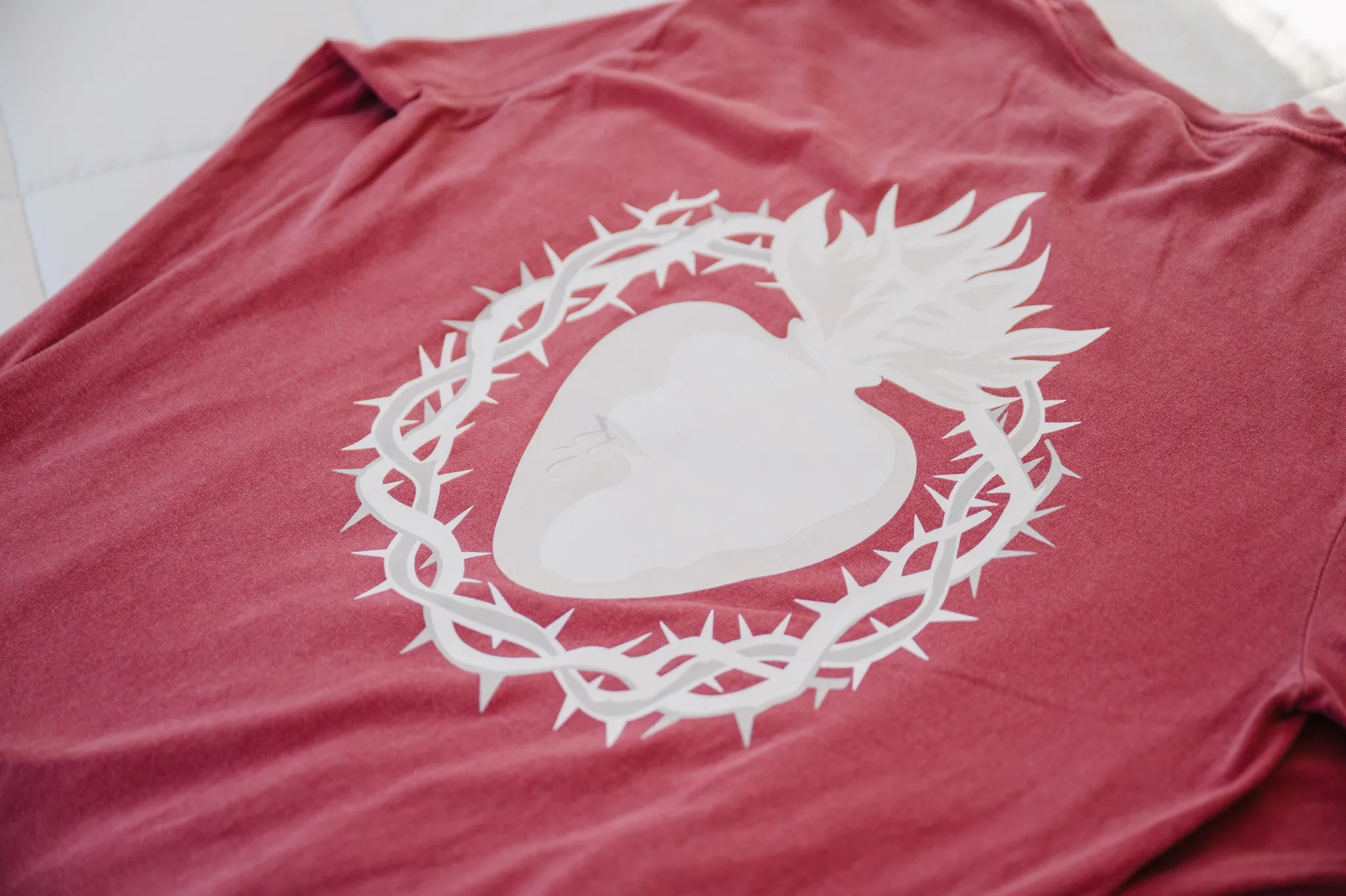 "Ecce Cor" / Sacred Heart of Jesus T-Shirt