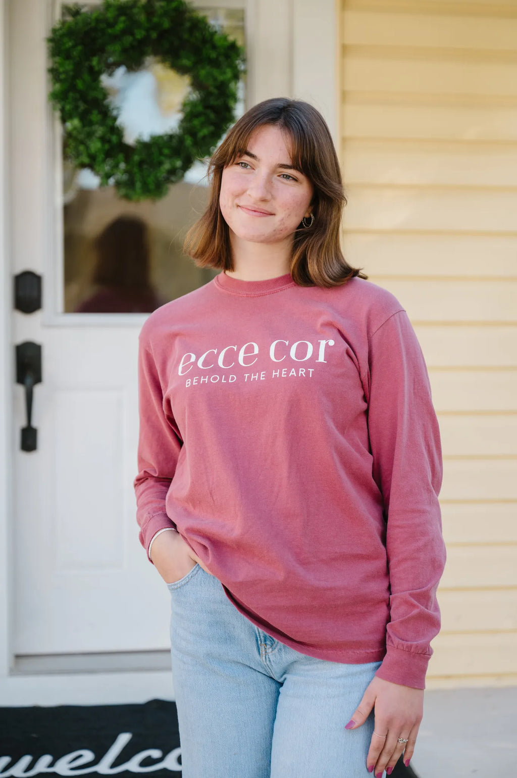 "Ecce Cor" / Sacred Heart of Jesus T-Shirt