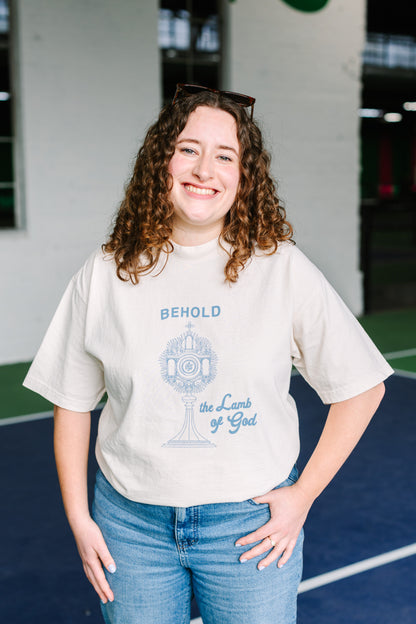 Behold the Lamb of God Unisex Heavy-Weight Shirt